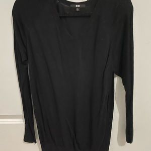 Uniqlo sweater